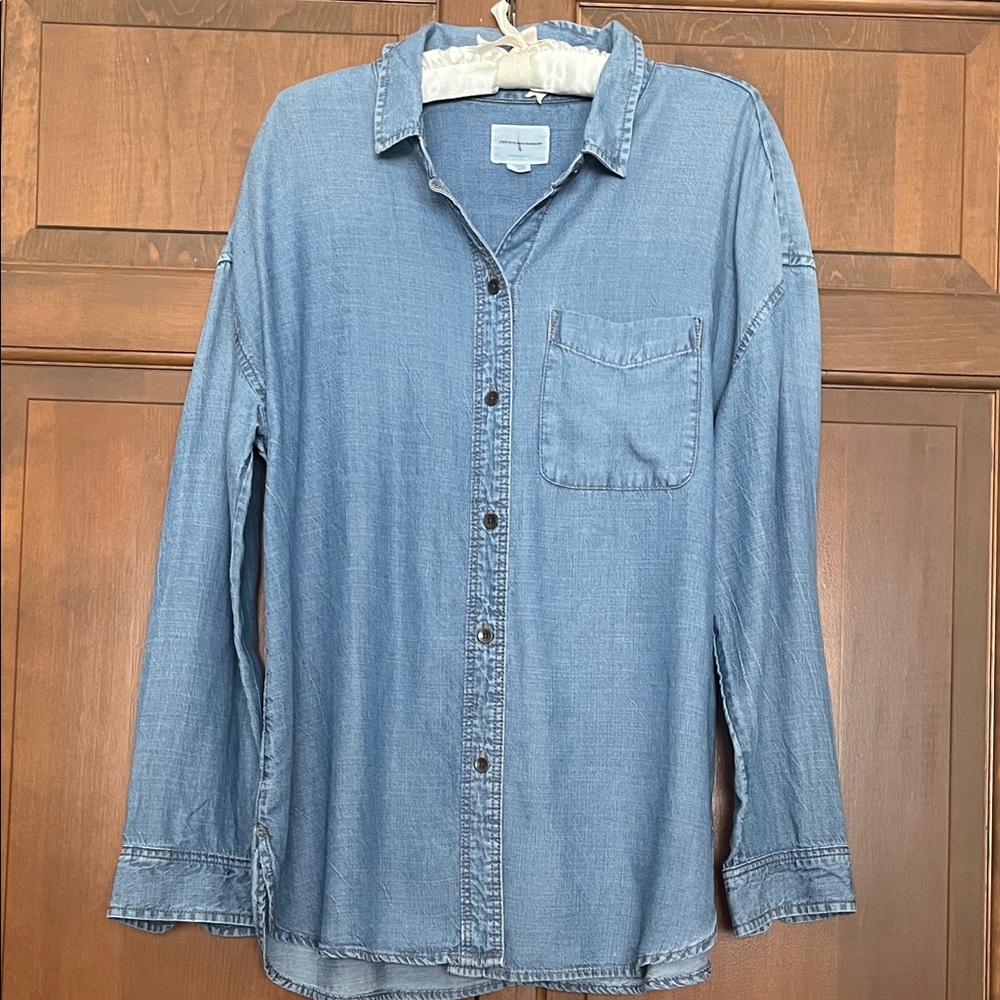 American Eagle Outfitters Light Blue Denim Shirt